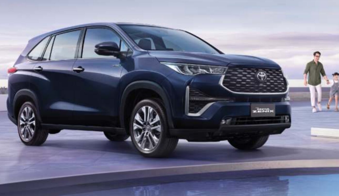 Toyota Innova Zenix (2023)