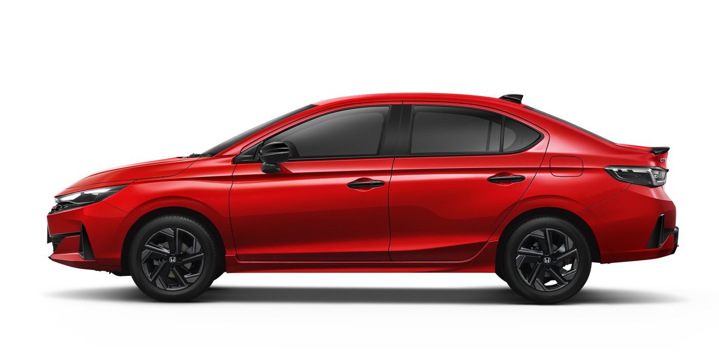Honda City Sedan 2026 สีแดงเบลซิงมุก