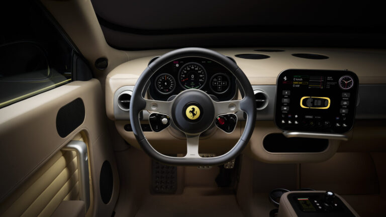 รายละเอียดภายใน Ferrari Luce 2026