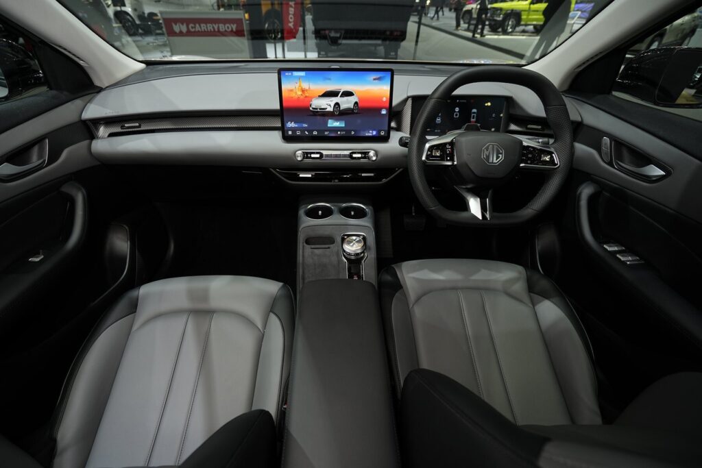 ภายในห้องโดยสาร SAIC Maxus eTerron 9 2026