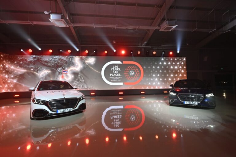 เวทีงาน Mercedes-Benz 140 Years 140 Places ในประเทศไทยพร้อมรถยนต์เรือธง