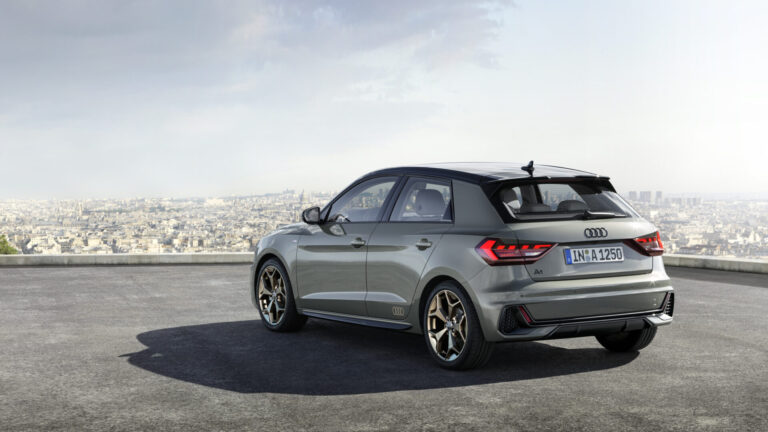 Audi A1 Sportback ด้านหลัง