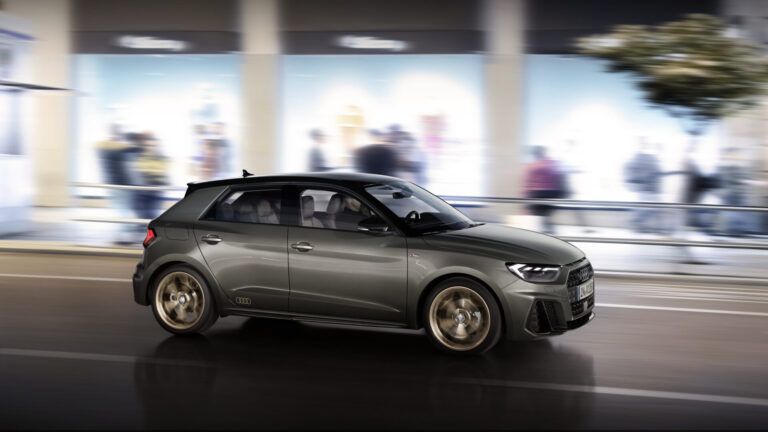 Audi A1 Sportback โปรไฟล์ด้านข้าง