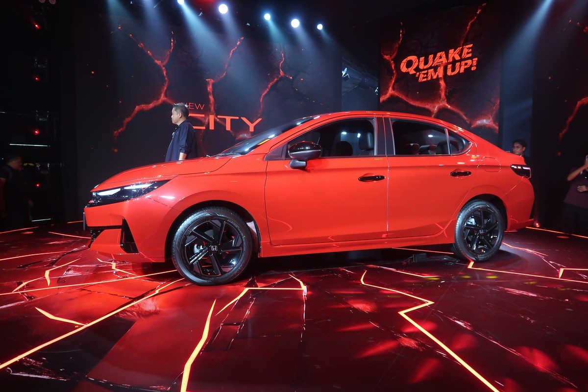 ฮอนด้า เขย่าตลาดซิตี้คาร์เปิดตัว HONDA CITY 2026 ปรับลุคสปอร์ตใหม่ พร้อมส่งรุ่นย่อยไฮบริดเริ่มต้นอัดราคาพิเศษสั่นทุกสตรีท