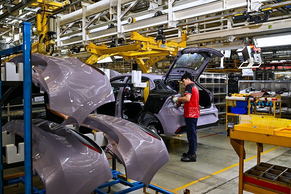 NEW MG URBAN 2026 in Lavender Purple on the production line