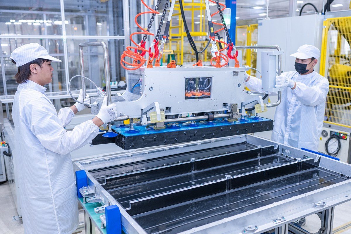 ขั้นตอนการควบคุมและติดตั้งระบบ Thermal Runaway Management ของแบตเตอรี่ที่ประกอบเสร็จสมบูรณ์