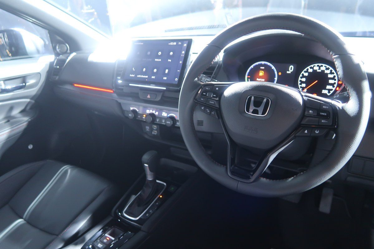 ฮอนด้า เขย่าตลาดซิตี้คาร์เปิดตัว HONDA CITY 2026 ปรับลุคสปอร์ตใหม่ พร้อมส่งรุ่นย่อยไฮบริดเริ่มต้นอัดราคาพิเศษสั่นทุกสตรีท