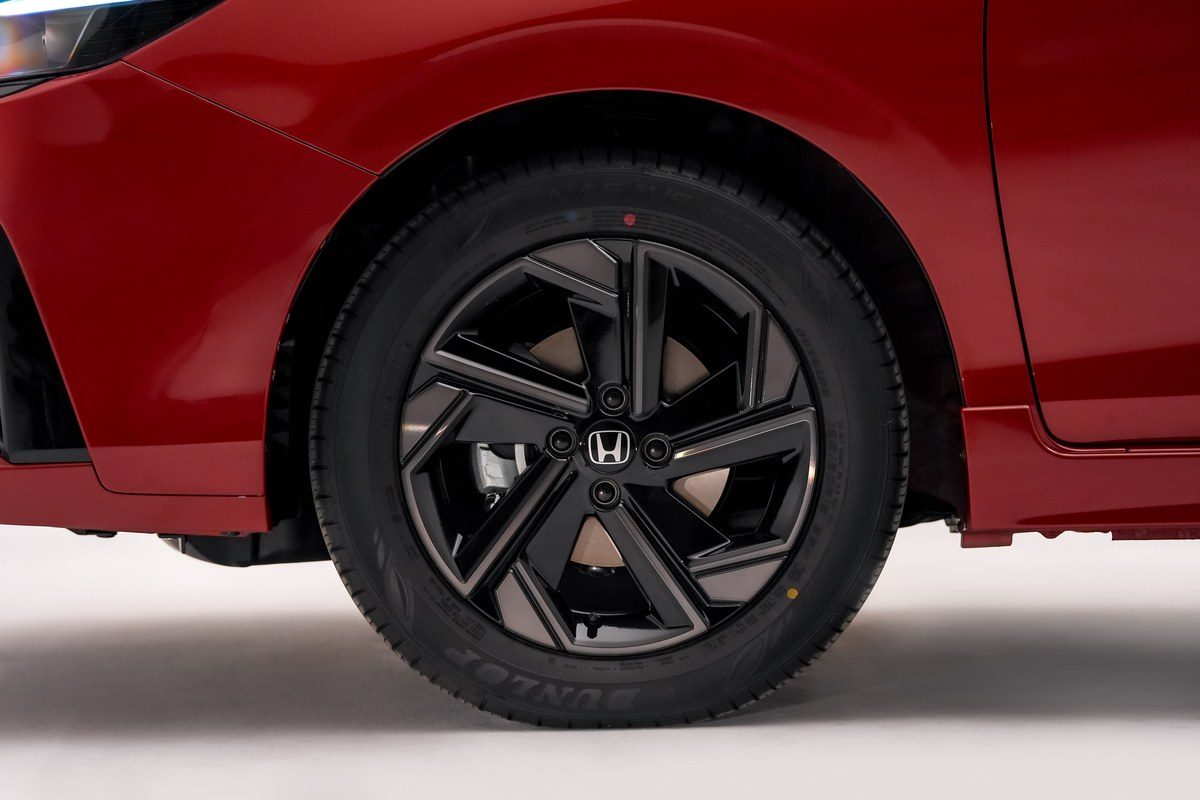 ฮอนด้า เขย่าตลาดซิตี้คาร์เปิดตัว HONDA CITY 2026 ปรับลุคสปอร์ตใหม่ พร้อมส่งรุ่นย่อยไฮบริดเริ่มต้นอัดราคาพิเศษสั่นทุกสตรีท