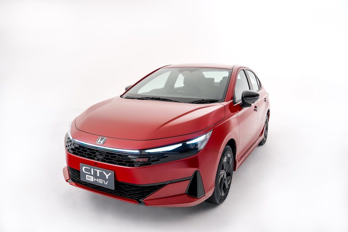 ฮอนด้า เขย่าตลาดซิตี้คาร์เปิดตัว HONDA CITY 2026 ปรับลุคสปอร์ตใหม่ พร้อมส่งรุ่นย่อยไฮบริดเริ่มต้นอัดราคาพิเศษสั่นทุกสตรีท