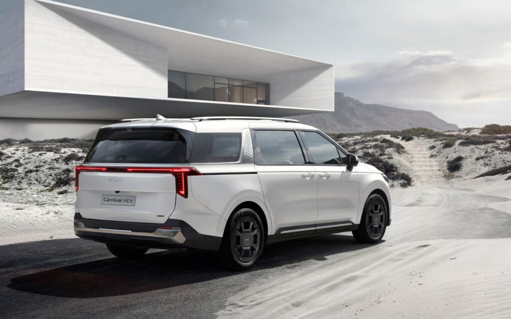 ภาพแกลเลอรี The new Kia Carnival HEV สำหรับข่าวโปรโมชัน Kia มิถุนายน 2026