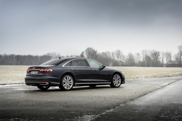 audi-a8-rear
