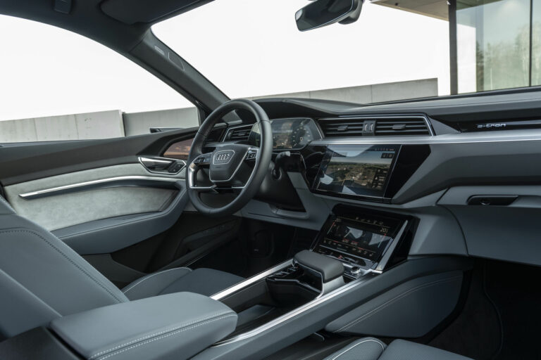 audi-etron-sportback-interior-front