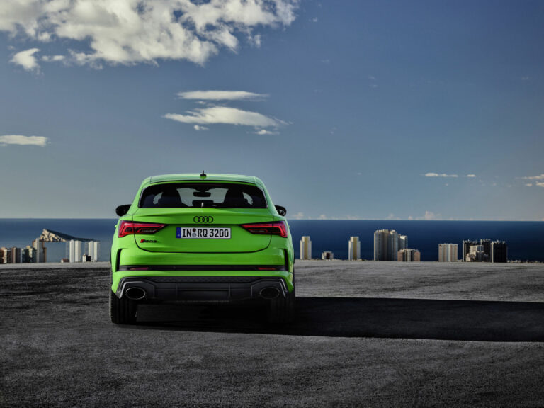 Audi RS Q3 Sportback มุมด้านหลัง
