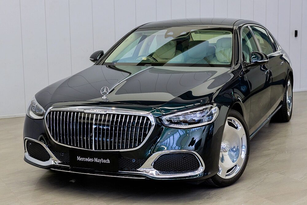 Mercedes-Maybach service details within Benz BKK Group