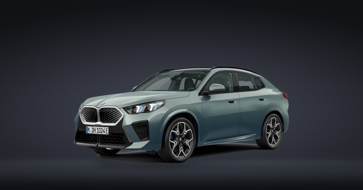 iX2 (U10)