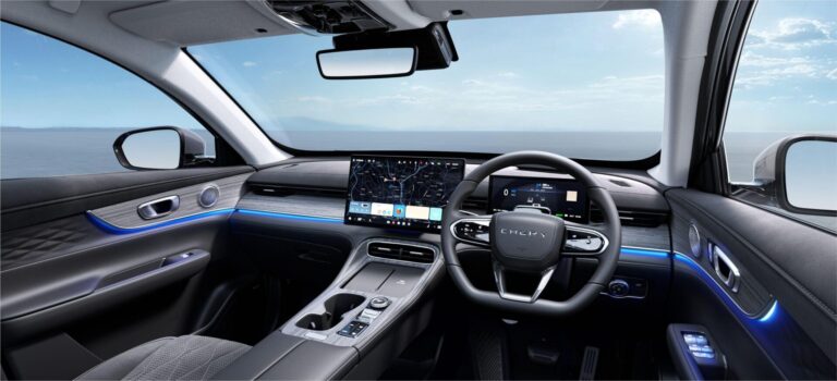 Chery TIGGO8 interior front