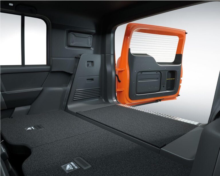 Chery V23 cargo space official