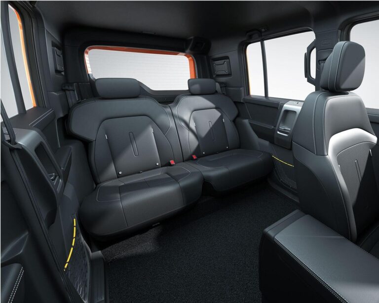 Chery V23 rear seats official