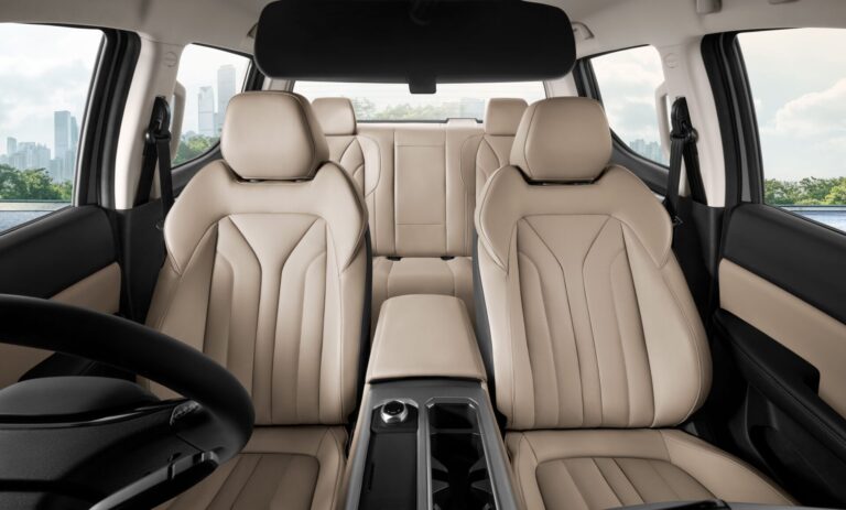 Deepal HUNTER front seats and cabin