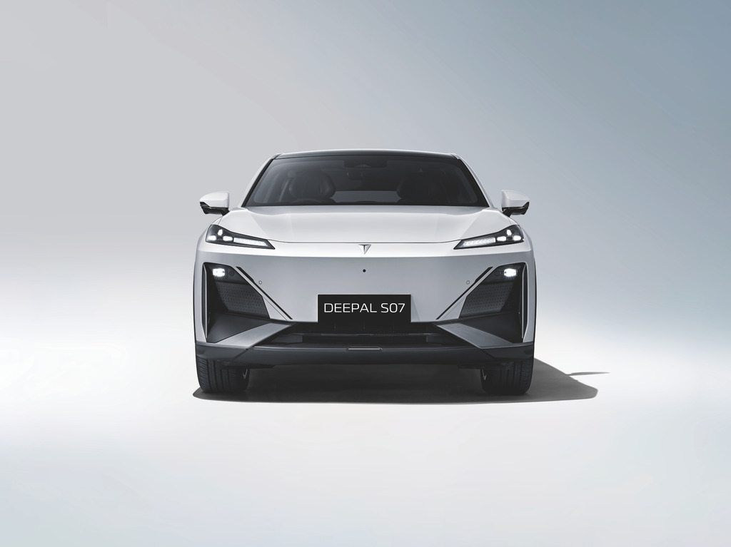 Deepal S07 (1st Gen 2023)