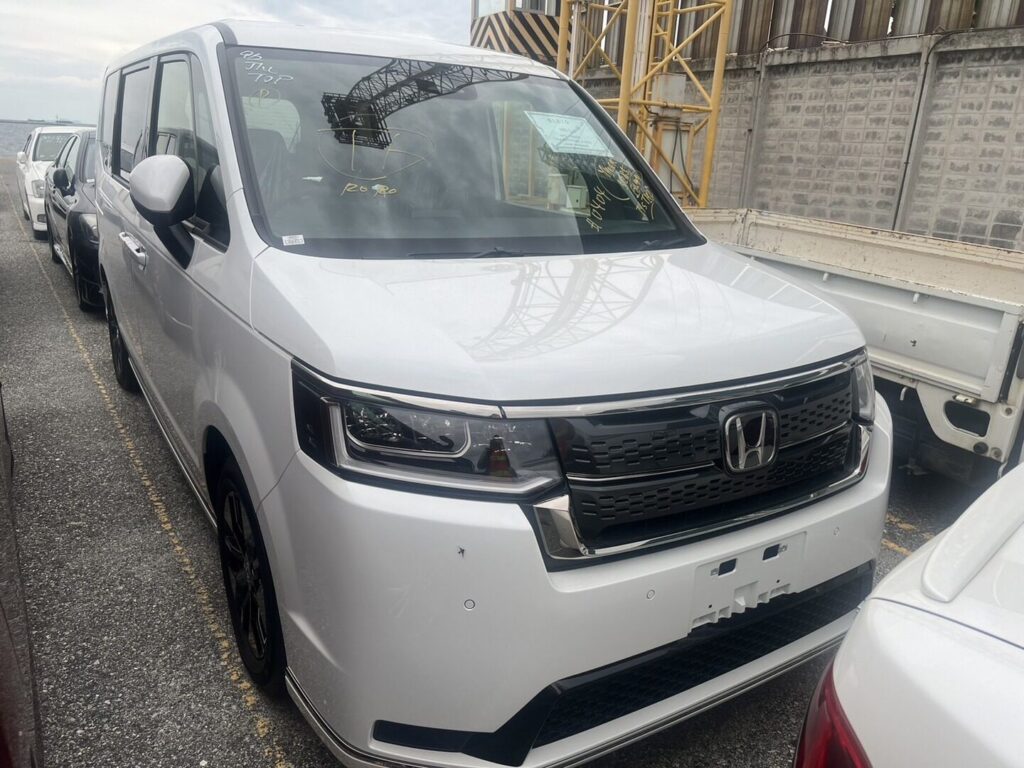 Honda Step WGN (RP6-RP8 2022)