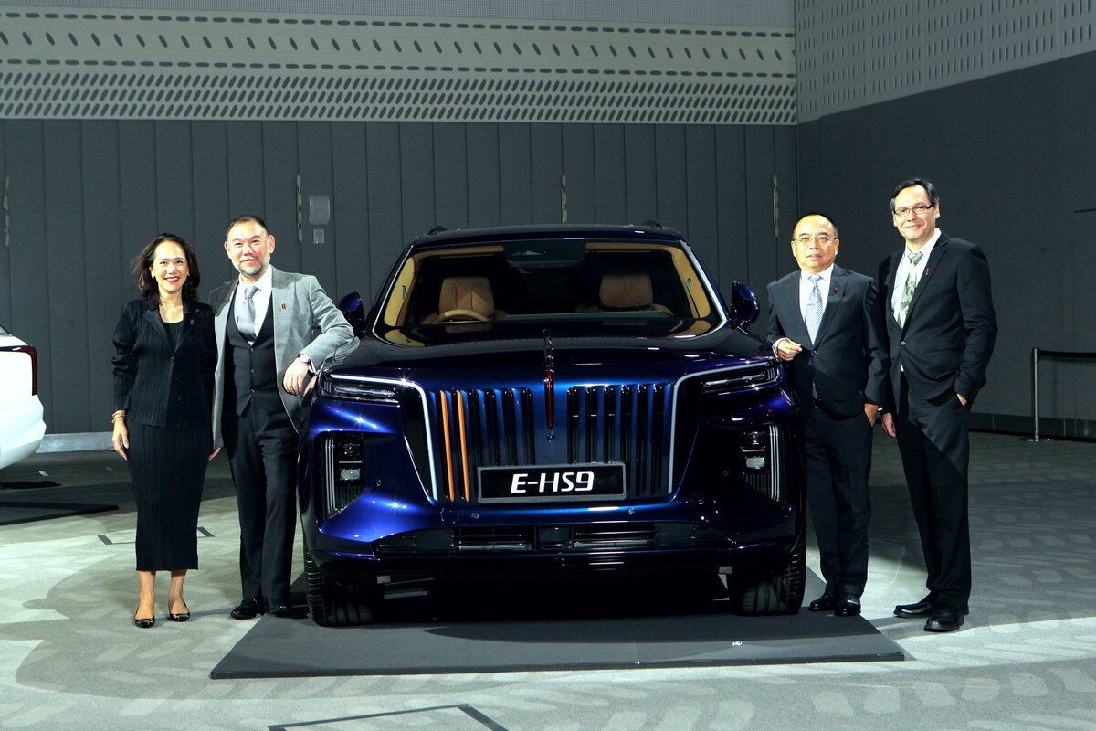 คณะผู้บริหาร เมโทร กรุ๊ป และ China FAW Group