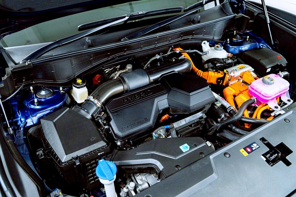 ห้องเครื่อง HYUNDAI SANTA FE HYBRID พร้อมระบบฟูลไฮบริด 1.6 เทอร์โบ