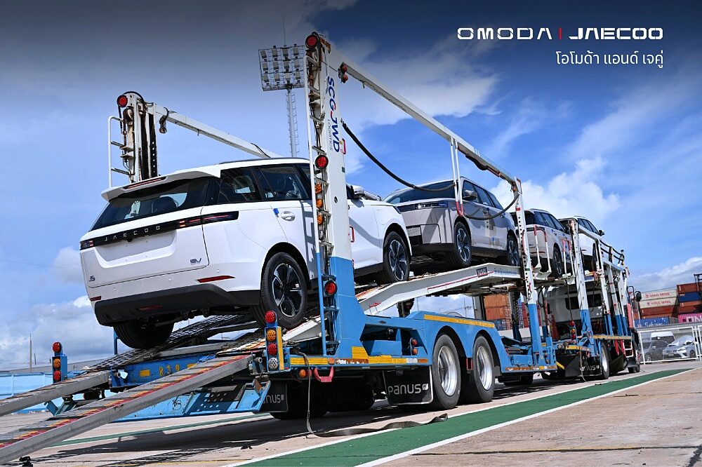 JAECOO 5 EV 2026 ขึ้นรถขนส่งเพื่อเตรียมส่งมอบ