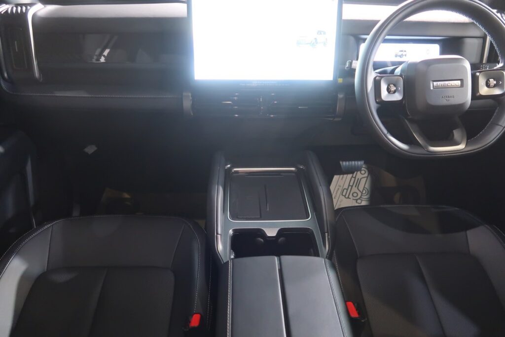 รายละเอียดห้องโดยสารและฟังก์ชันภายในของ JAECOO 6T REEV 2026 ภาพที่ 14