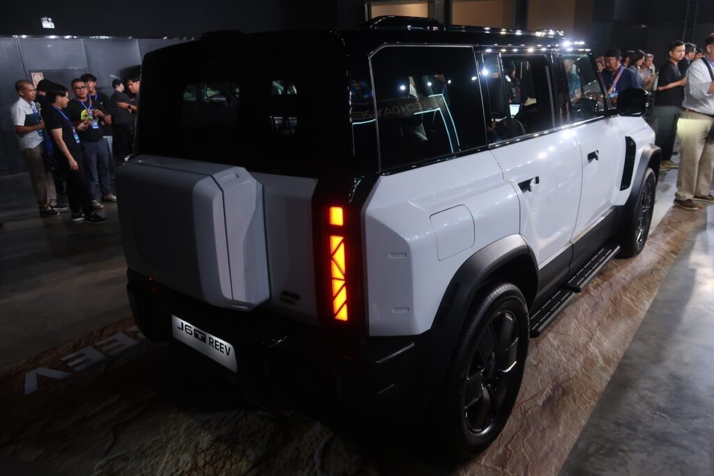 มุมมองภายนอกและดีเทลตัวรถ JAECOO 6T REEV 2026 ภาพที่ 19