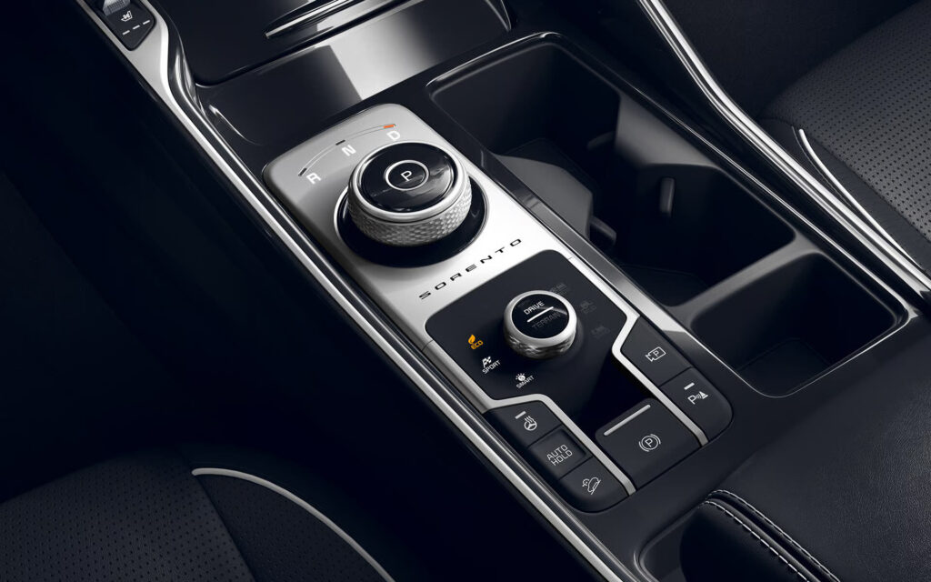 ภาพห้องโดยสาร The Kia Sorento PHEV สำหรับข่าวโปรโมชัน Kia มิถุนายน 2026