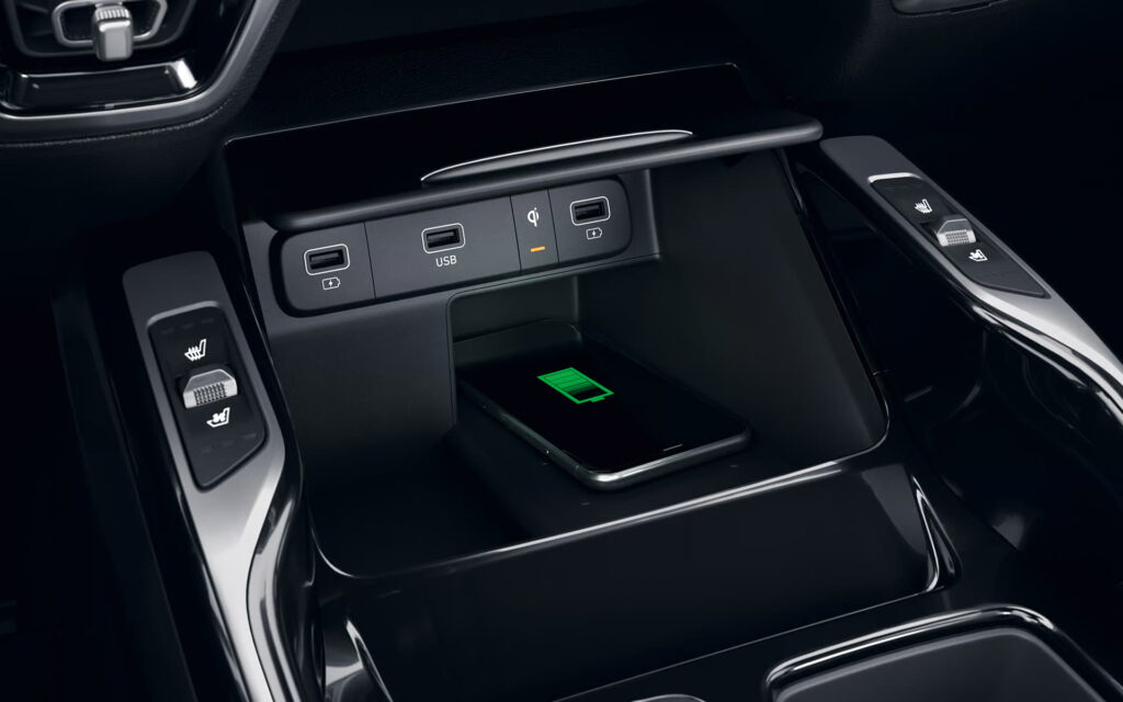 ภาพห้องโดยสาร The Kia Sorento PHEV สำหรับข่าวโปรโมชัน Kia มิถุนายน 2026