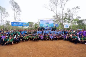 ลามิน่าเดินหน้า “ติดฟิล์มให้โลก” ปลูกป่าวิจัย 30 ไร่ คืนผืนป่ารวมกว่า 580 ไร่