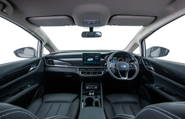 large_BYD_e6_Interior_8_059ee3baeb_b68e980253