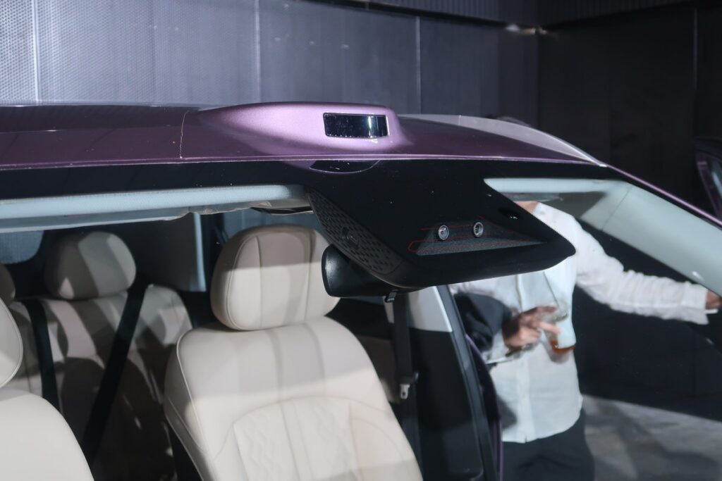 รายละเอียดฝาท้ายและพื้นที่ห้องโดยสารของ LEPAS L6 EV 2026