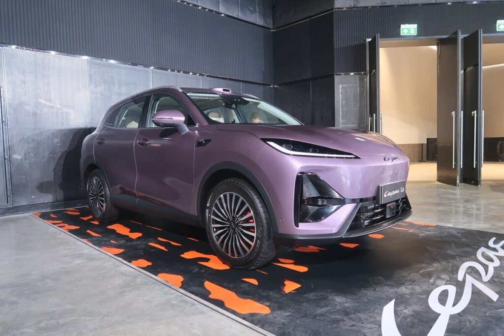 LEPAS L6 EV 2026 จัดแสดงตัวรถจริงในโทนสีม่วงพรีเมียม
