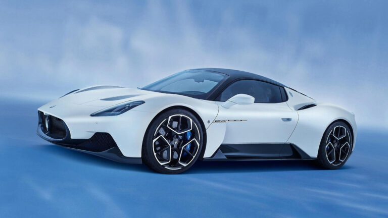 Maserati MC20 (1st Gen 2020) - ภาพสเป็กชีท