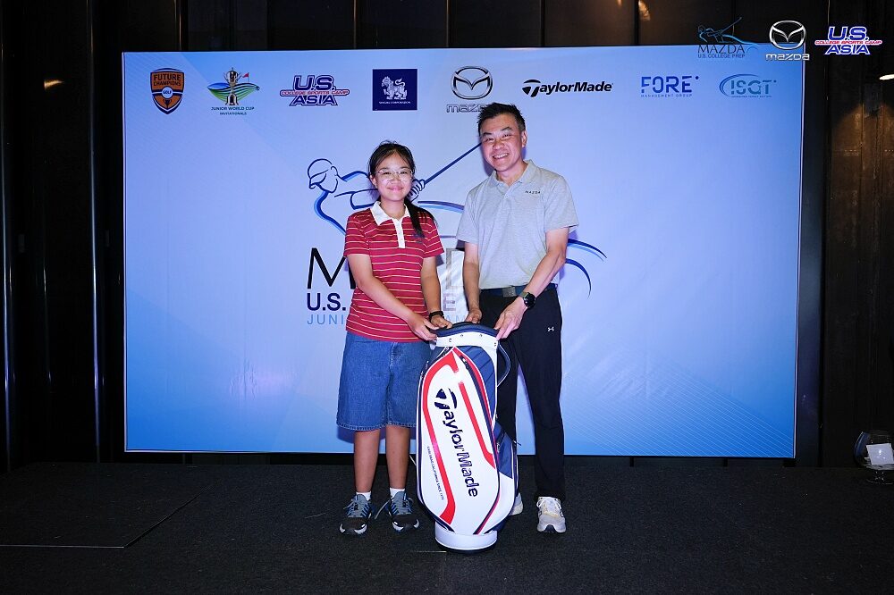 ครอบครัวลูกค้ามาสด้าร่วมกิจกรรมกอล์ฟเยาวชน Mazda U.S. College PREP