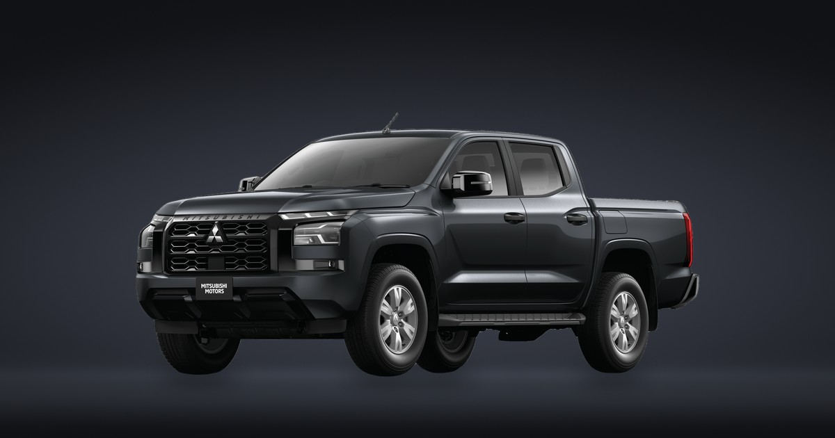 Triton Double Cab Plus (6th Gen)
