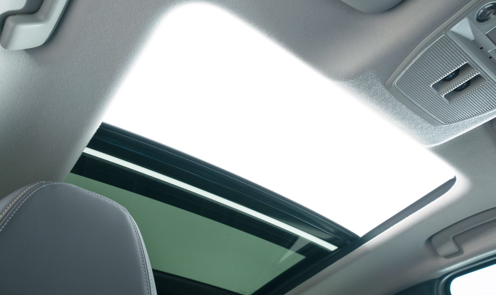 Nissan Kicks 2026 Double 12.3-inch screen