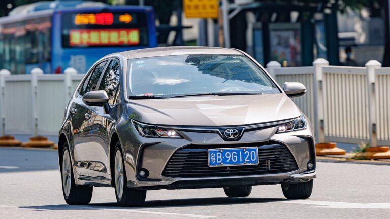 Corolla Altis (E210 2018)