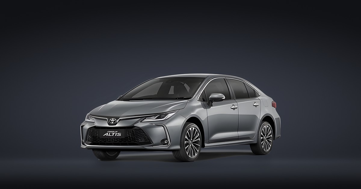 Corolla Altis (E210)