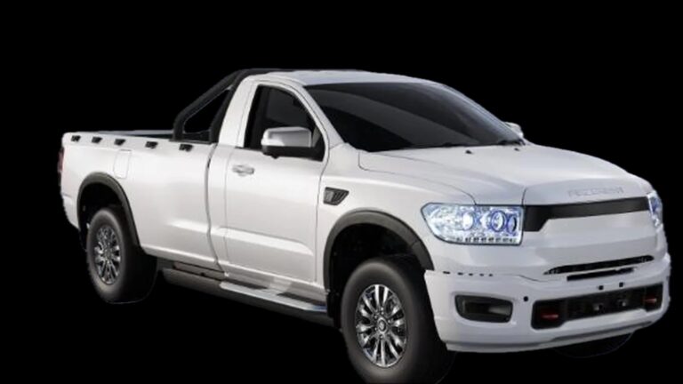 ZXAUTO FIREBRIGHT รถกระบะไฟฟ้า มุมหน้าเฉียง 3/4 พร้อมกระบะท้าย