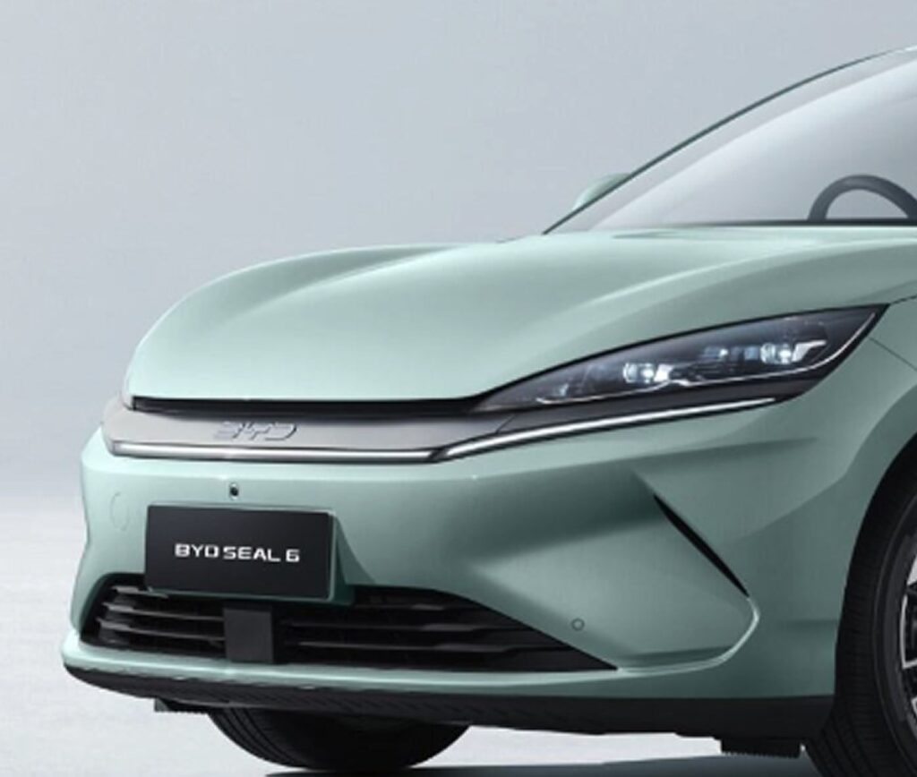 ด้านหน้า BYD SEAL 6 ปี 2026 สี Harbour Grey