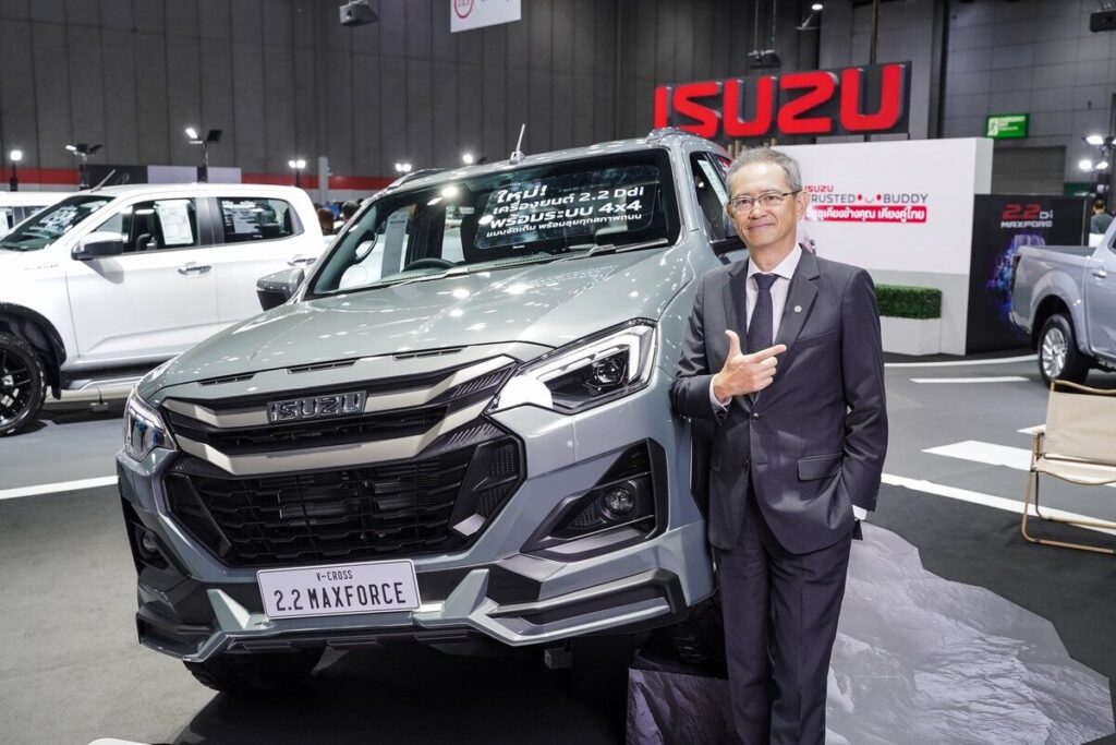มร.ฮิโรยาสุ ซาโต้ กรรมการผู้จัดการ ตรีเพชรอีซูซุเซลส์ ในงาน FAST Auto Show 2026