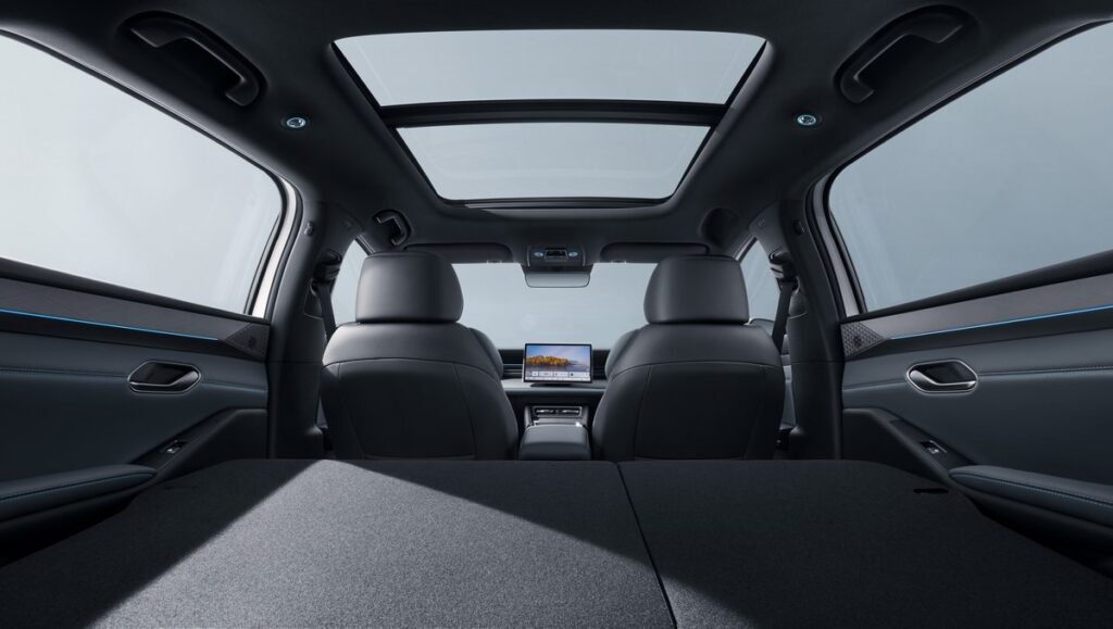 ห้องโดยสาร BYD SEAL 6 ปี 2026 มุมกว้าง
