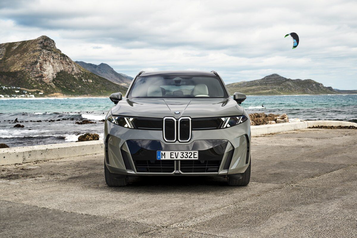 บีเอ็มดับเบิลยูเปิดตัว BMW X5 2026 เจนเนอเรชัน 5 (G65) ยกระดับดีไซน์ Neue Klasse เต็มขั้น ขุมพลังพร้อมทางเลือกไฟฟ้าและไฮโดรเจน เคลมวิ่งไกลสุด 845 กิโลเมตร