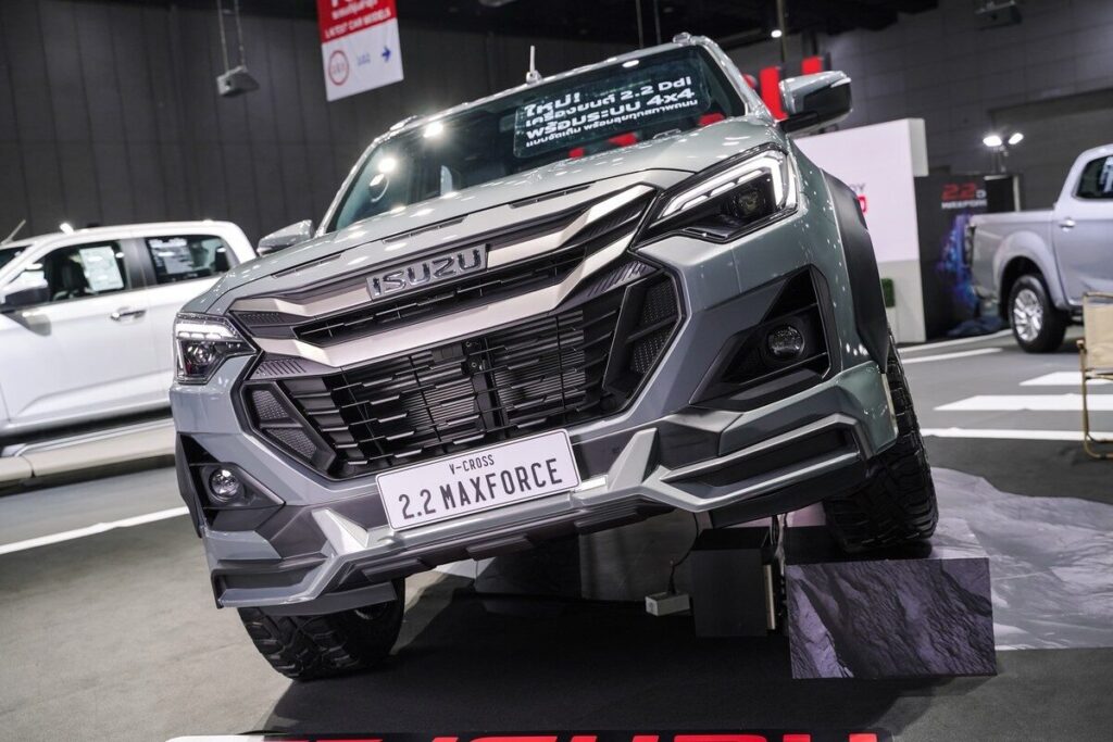 ISUZU V-CROSS 4X4 2.2 Ddi MAXFORCE 4 ประตู เกรด Z พร้อมชุดแต่ง WILD