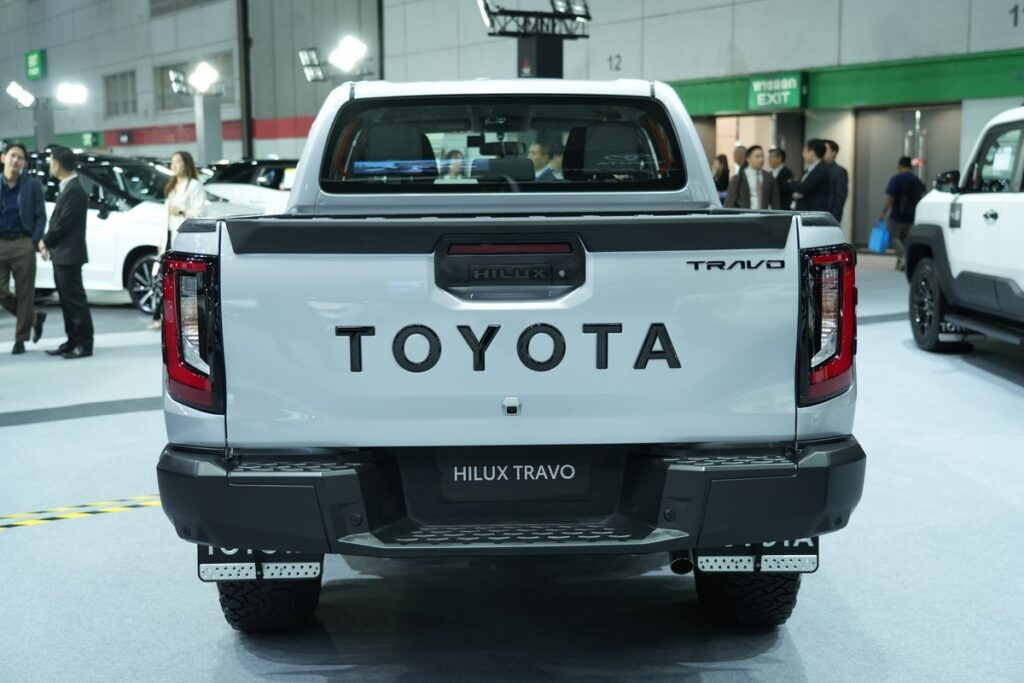 Toyota Hilux Travo Prerunner 2026 มุมท้าย