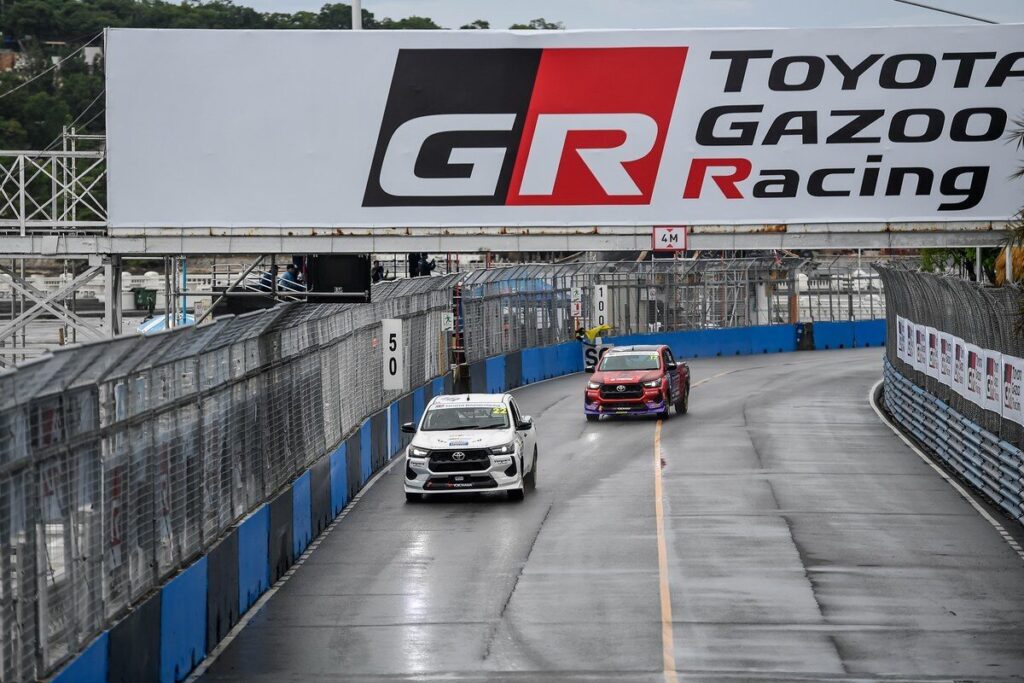 รถแข่ง Toyota Gazoo Racing Thailand 2026 บนสตรีทเซอร์กิตบางแสน ภาพที่ 61
